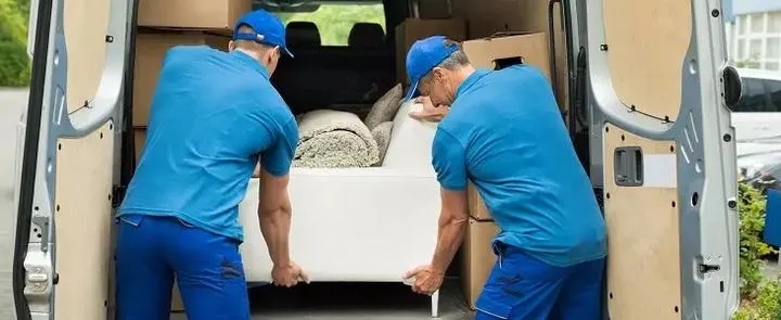 Bezpieczne i tanie wysyłanie mebli kurierem – sprawdź nasz poradnik krok po kroku!