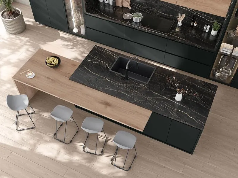 Szukasz idealnych wymiarów? Poznaj szerokości blatów kuchennych, które odmienią Twoją przestrzeń!