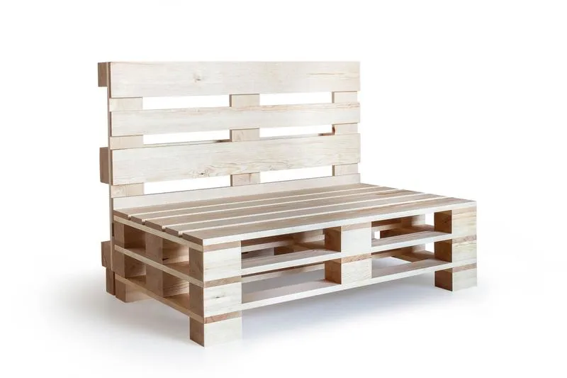 Wykreuj własną strefę relaksu: jak krok po kroku zbudować kanapę z palet