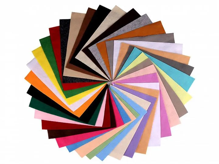 Sklepy stacjonarne vs online filc