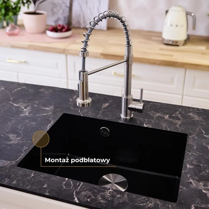 Uszczelnianie zlewu w kuchni