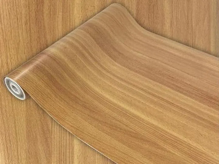 Wybór materiałów do odnawiania sklejki